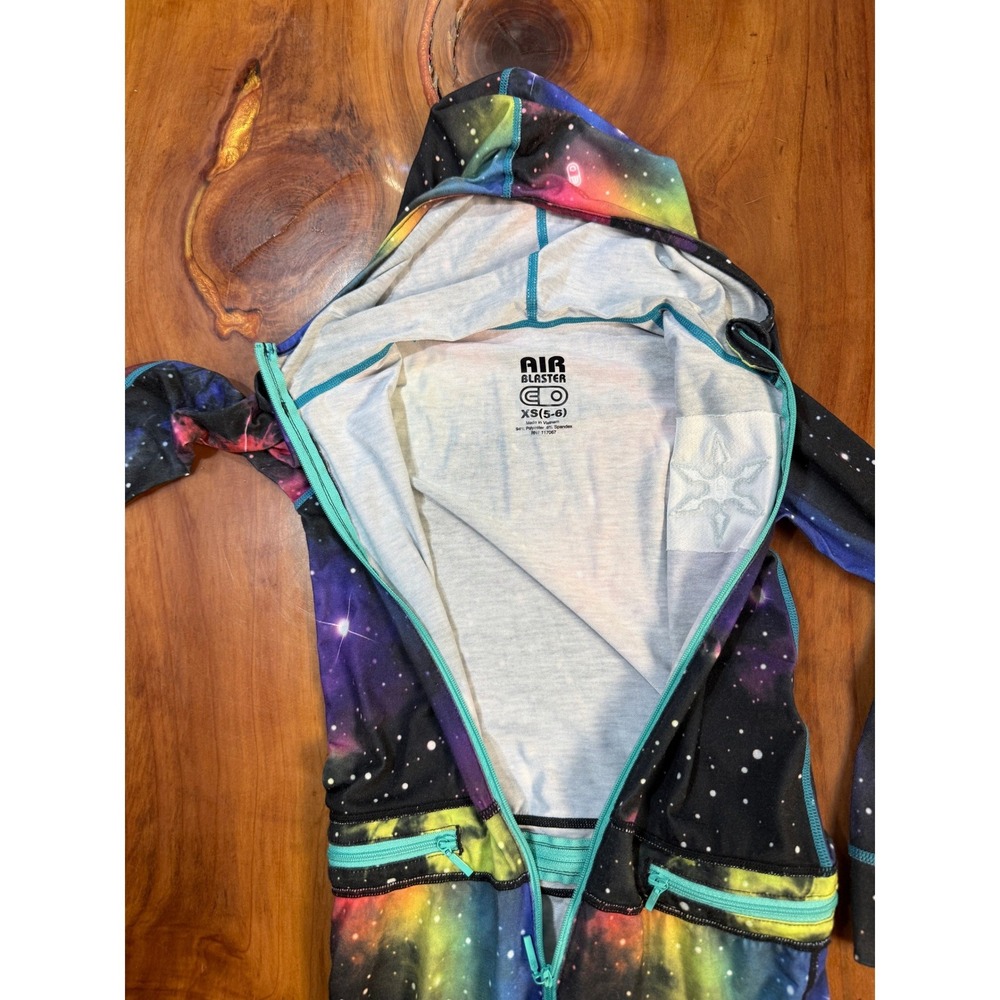 Airblaster Ninja Suit XS 5-6 Galaxy Print Hooded Zip Polyester Ski S3-15 - Picture 3 of 6